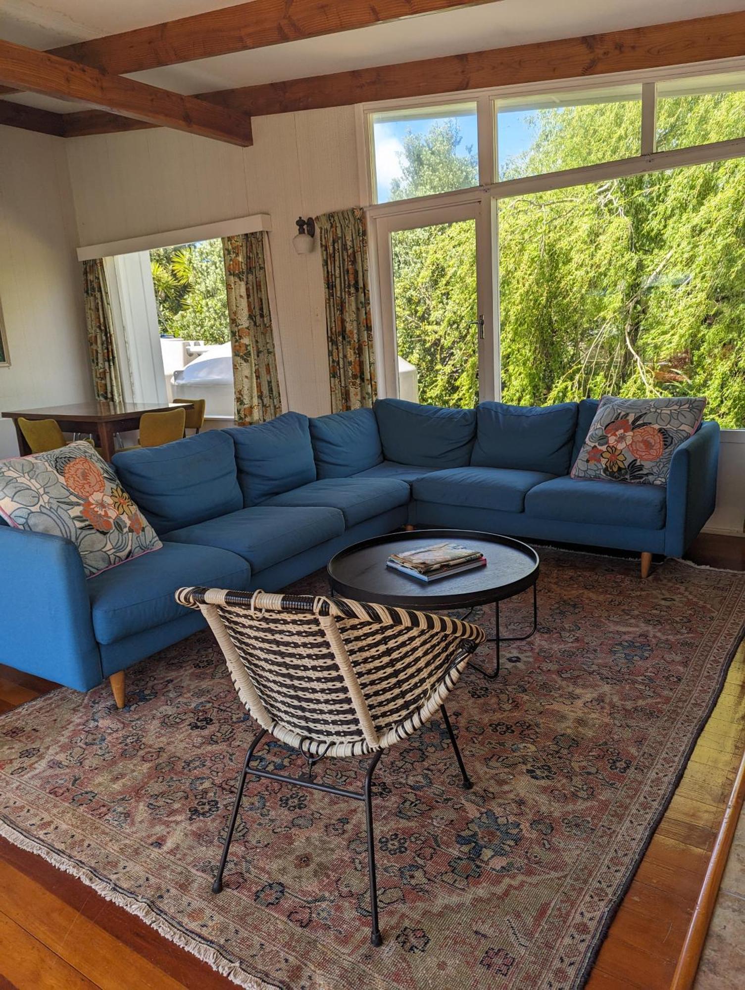 Retro 4 Bedroom Bach Holiday home *
